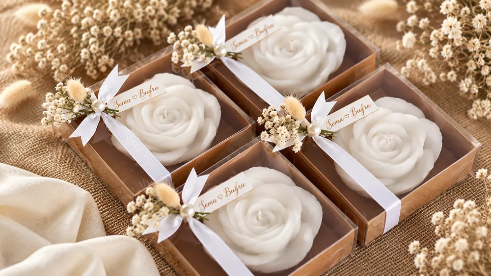 Nikah Hediyelikleri: Magnet, Mum ve Adet Planlama