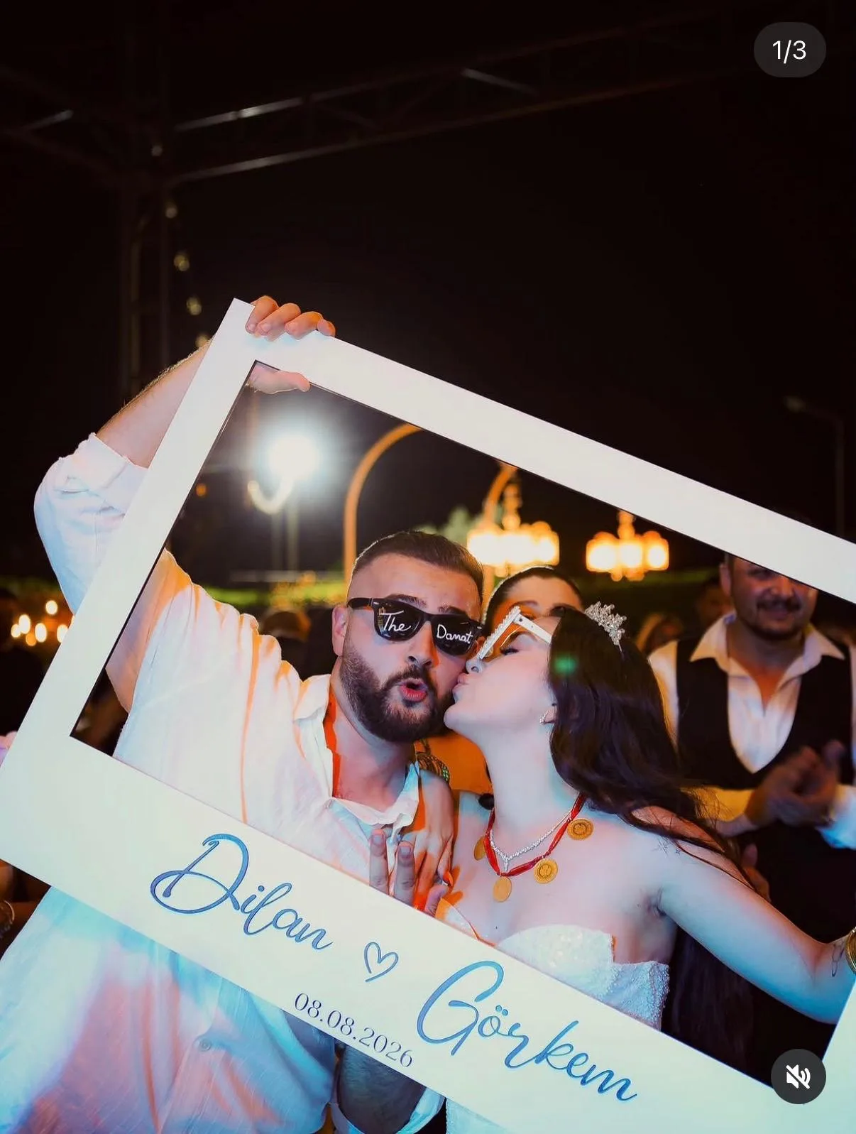 Tubi Event müşterisinin etkinliğinden kişiye özel karşılama panosu fotoğrafı